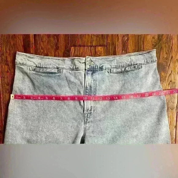 MADEWELL The Emmett Wide-Leg Crop Jean: Welt Pocket Edition in Kieran Wash - Picture 11 of 16